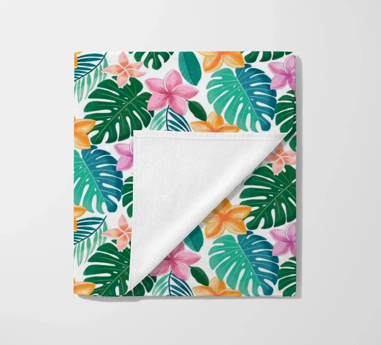Sogno tropicale. Monstera, foglie di palma, fiori di plumeria. Esotico telo mare da CalliLetters