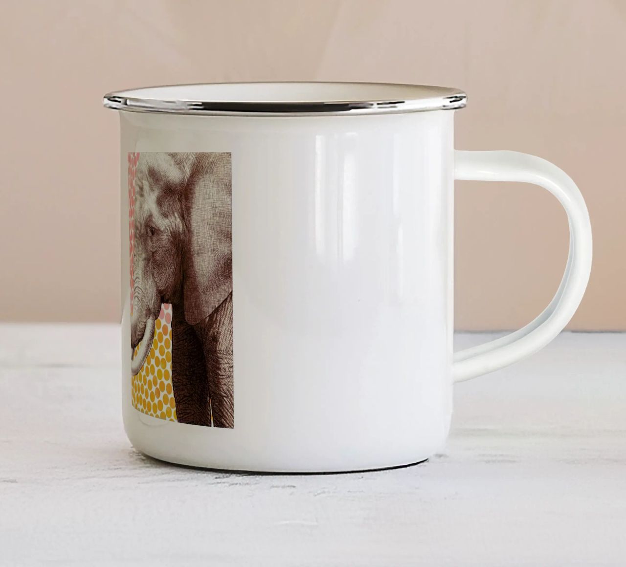 Elephant and Bird tazza in smalto da Eric Fan