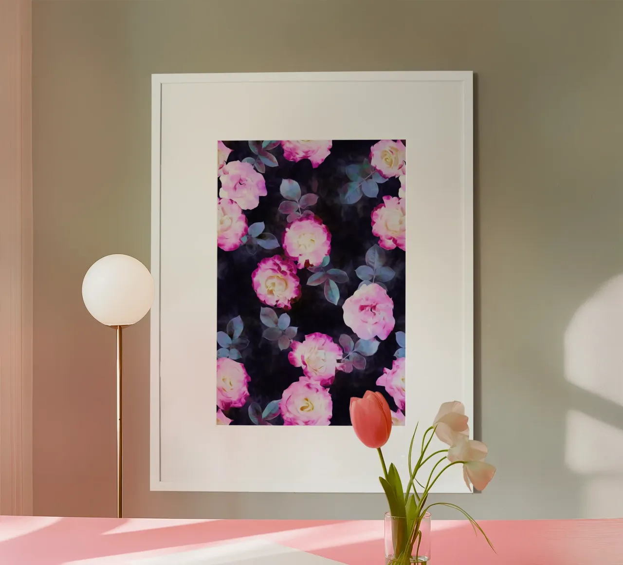 Twilight Roses poster con telaio in alluminio da Micklyn Le Feuvre
