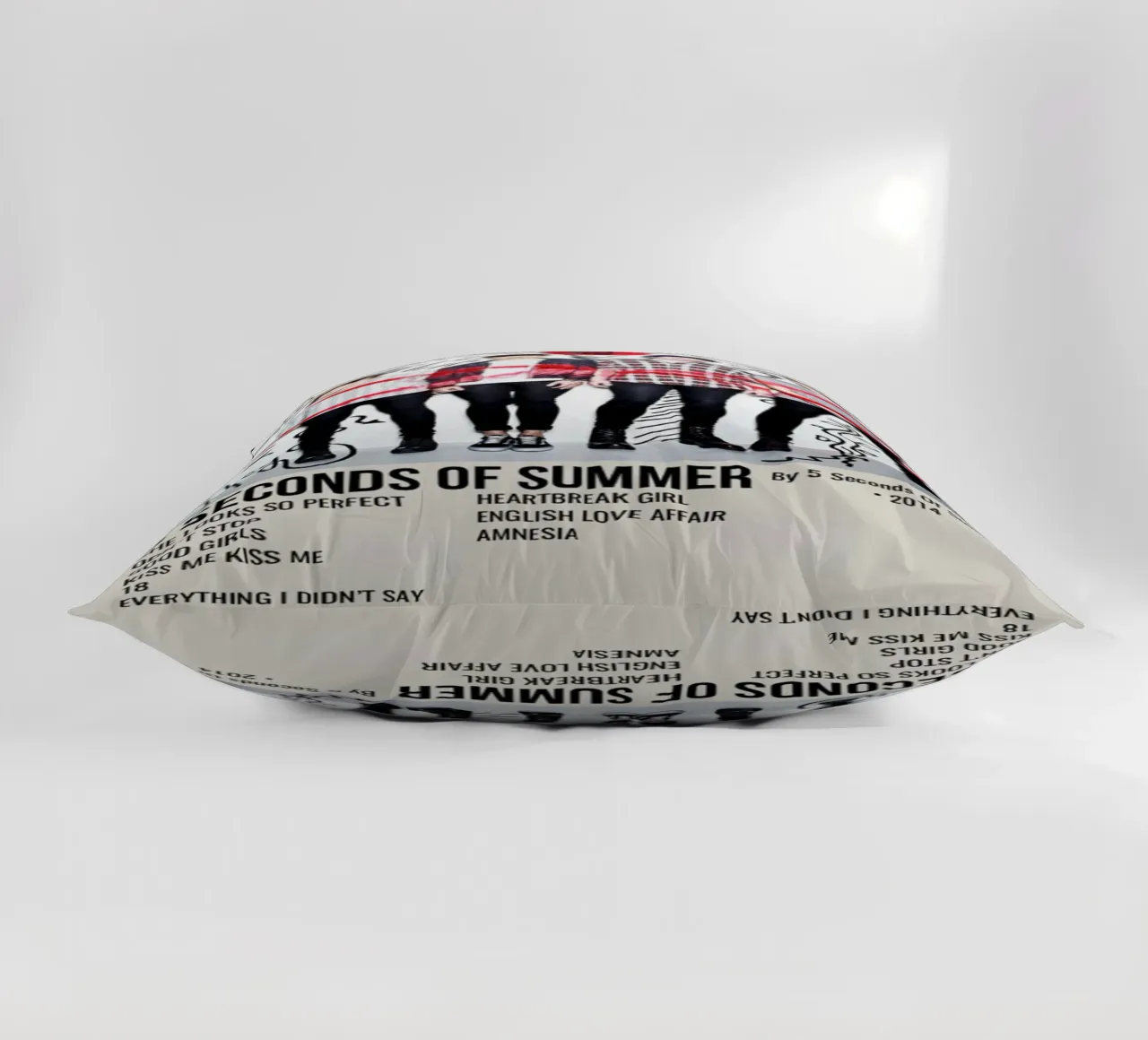 5 SECONDS OF SUMMER By 5 Seconds Of Summer 2014 cuscino da SoundStudio