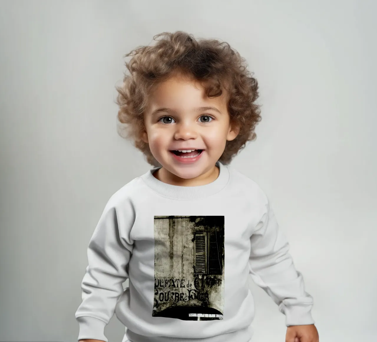 Past So Close felpa neonato da Sophie Etchart