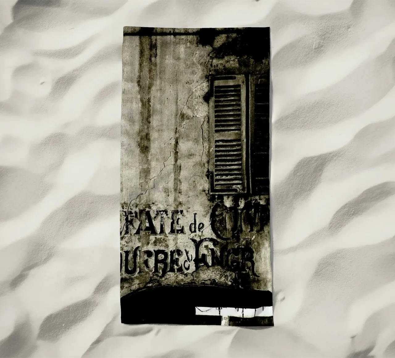 Past So Close telo mare da Sophie Etchart