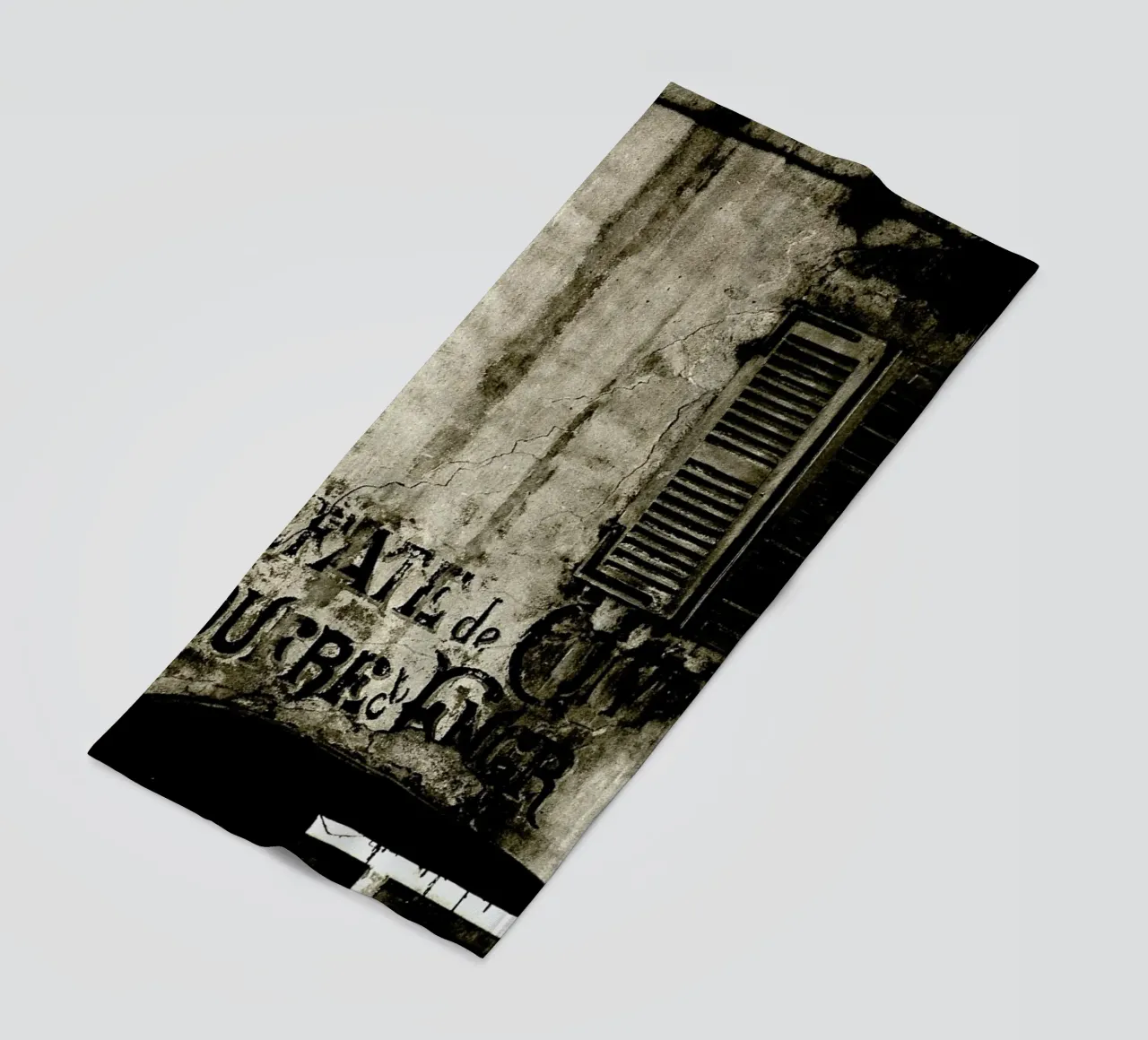 Past So Close telo mare da Sophie Etchart