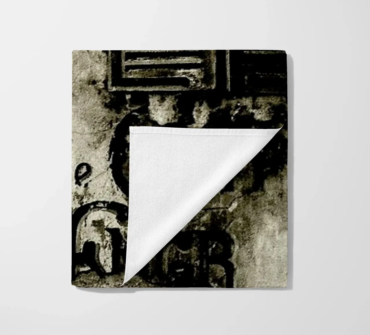 Past So Close telo mare da Sophie Etchart