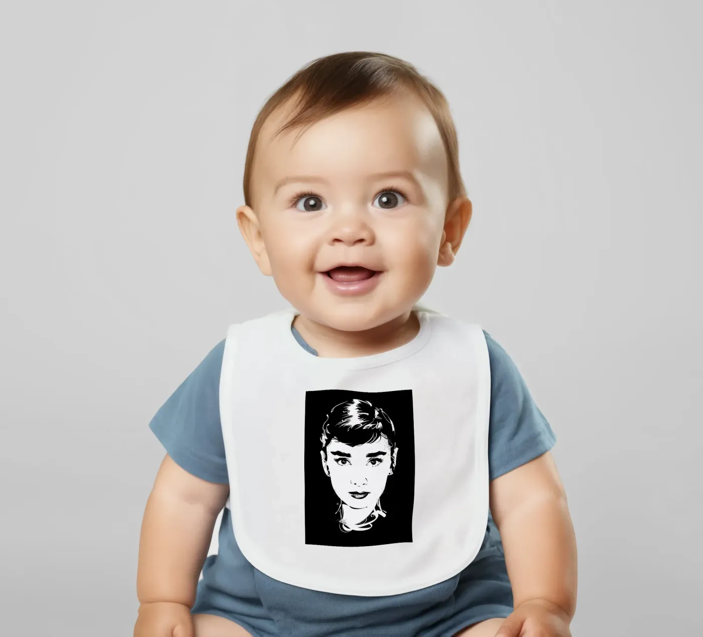 Audrey Hepburn bavaglino da nabakumov