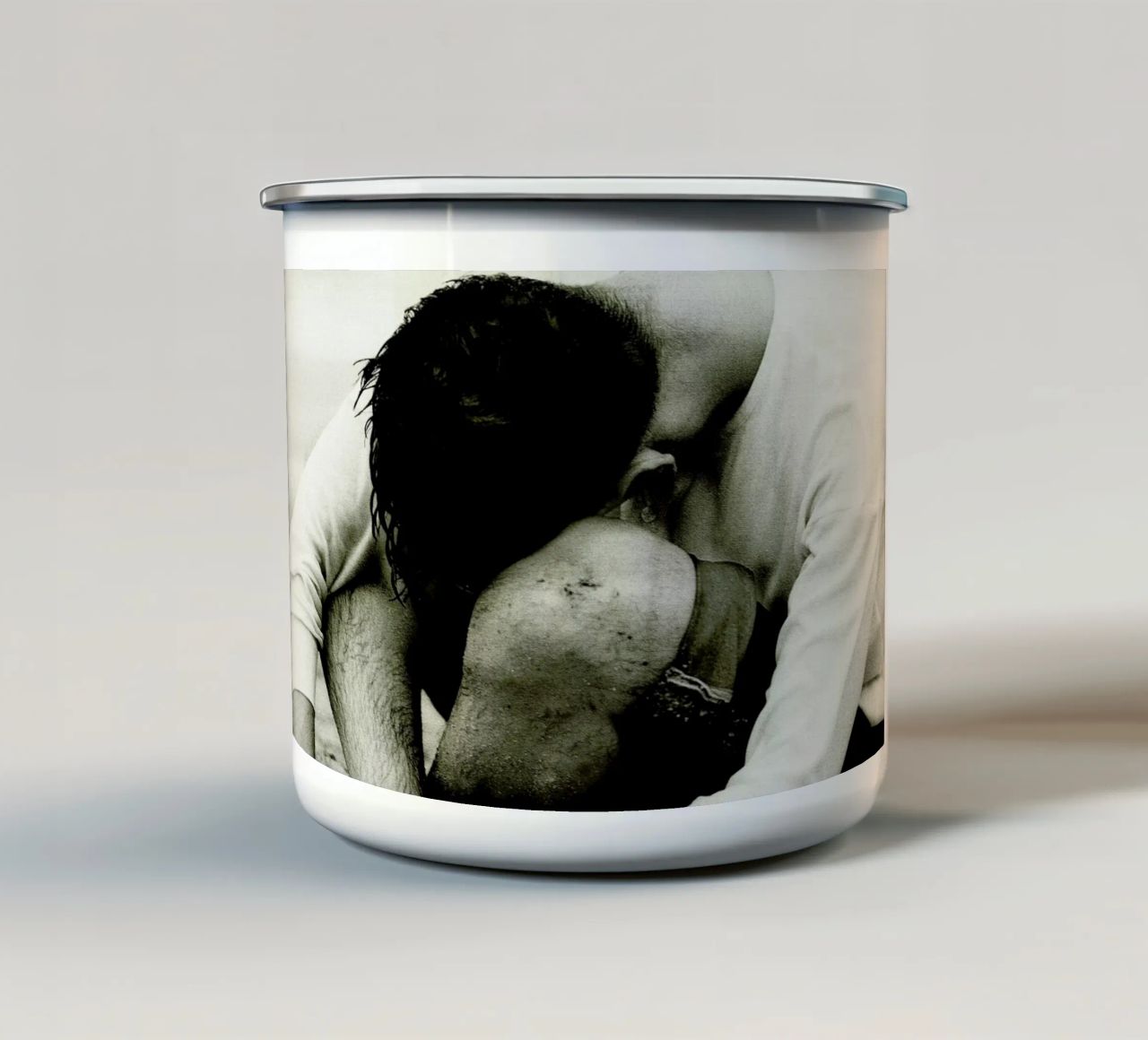 Sheepish tazza in smalto da Sophie Etchart