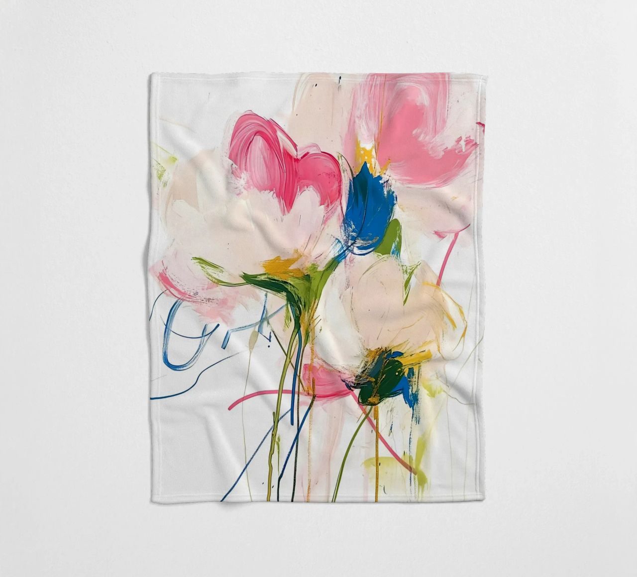Abstrakte rosa Blumen Fleecedecke von Olga Wildrose