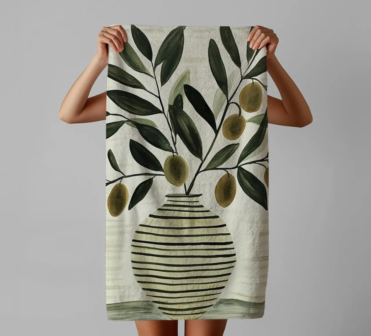 Olivenzweig in Vase Handtuch von IamHomeStudio