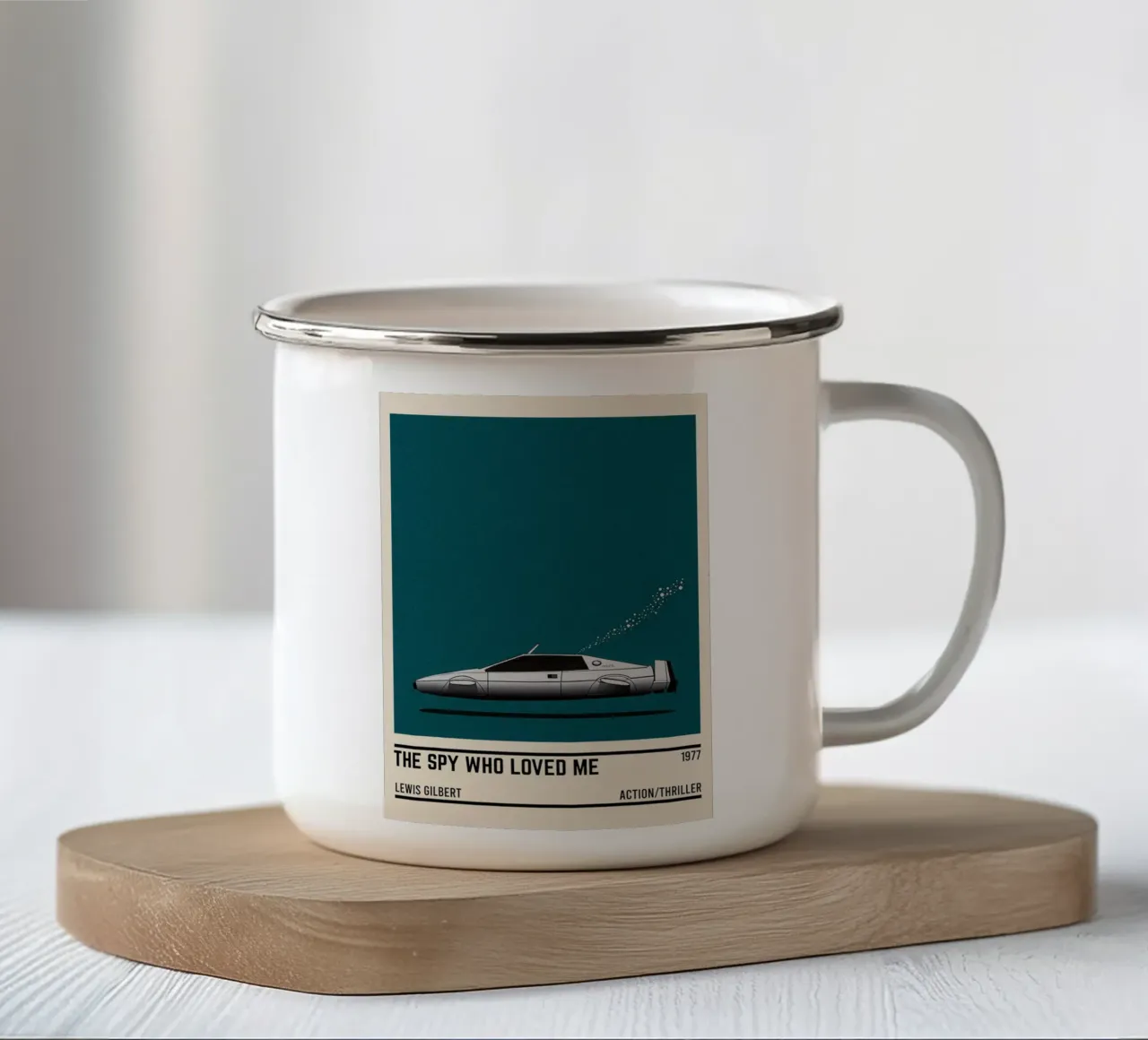 The Spy Who Loved Me car tazza in smalto da TheArtstudio