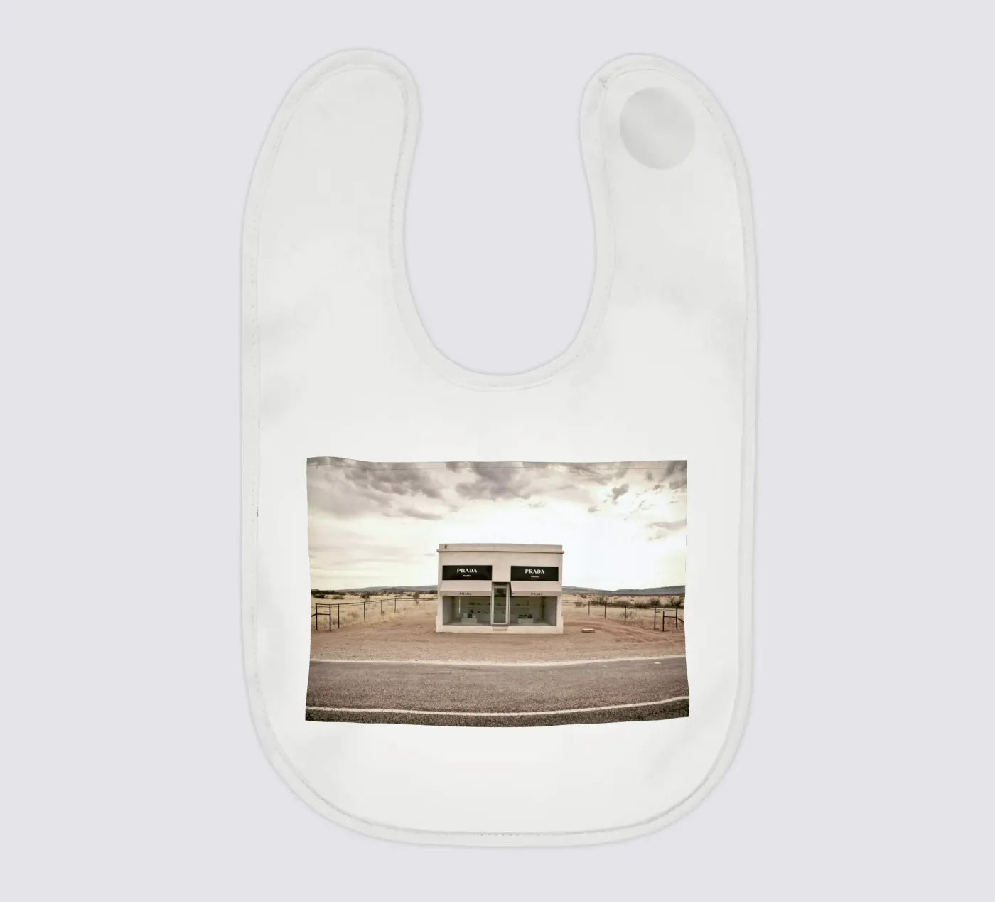 Prada Marfa bavoir de Marc Gruninger