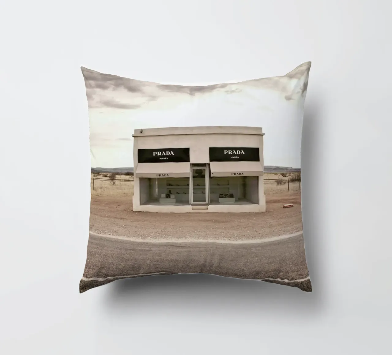 Prada Marfa cuscino da Marc Gruninger