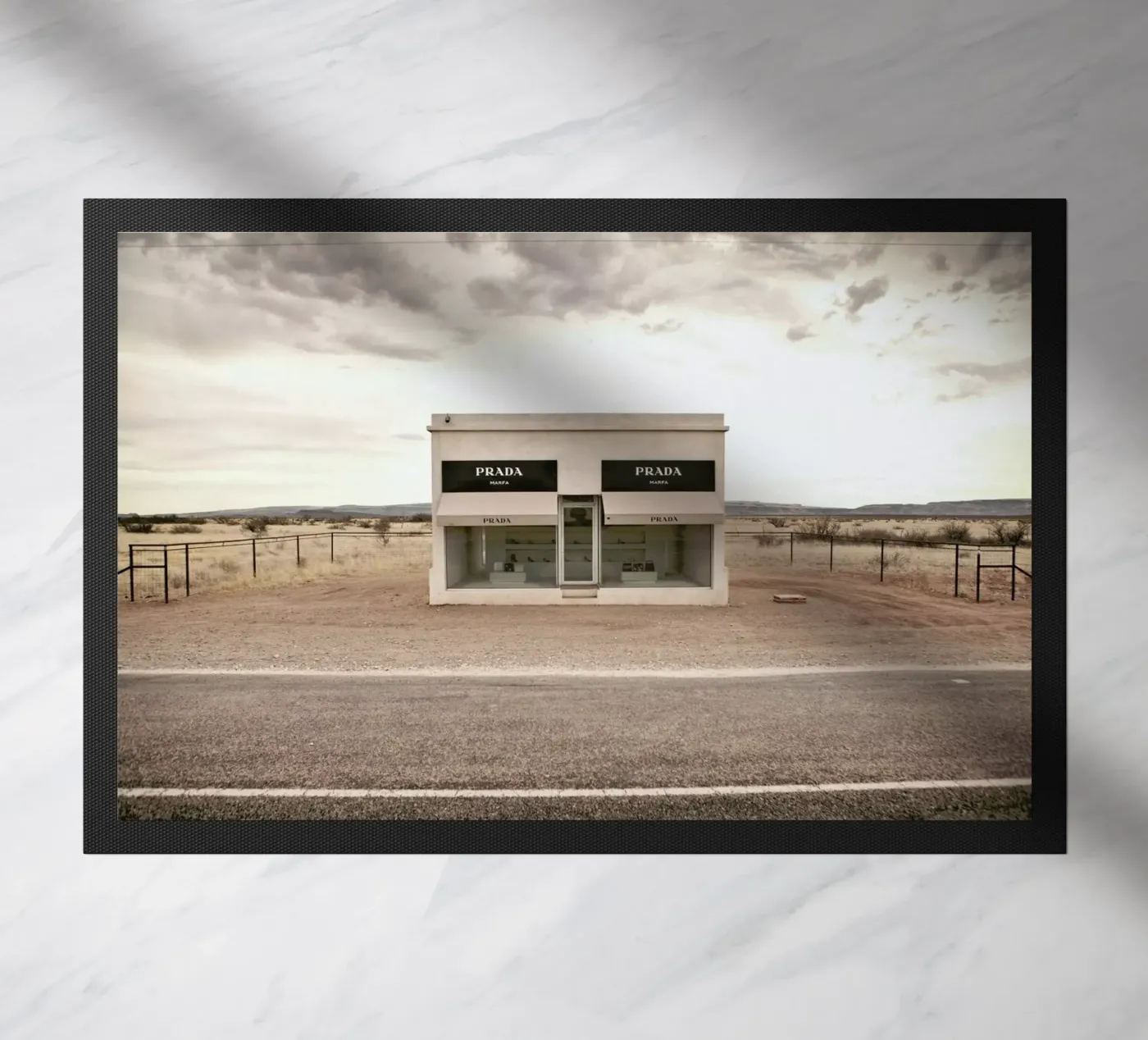 Prada Marfa Fußmatte von Marc Gruninger