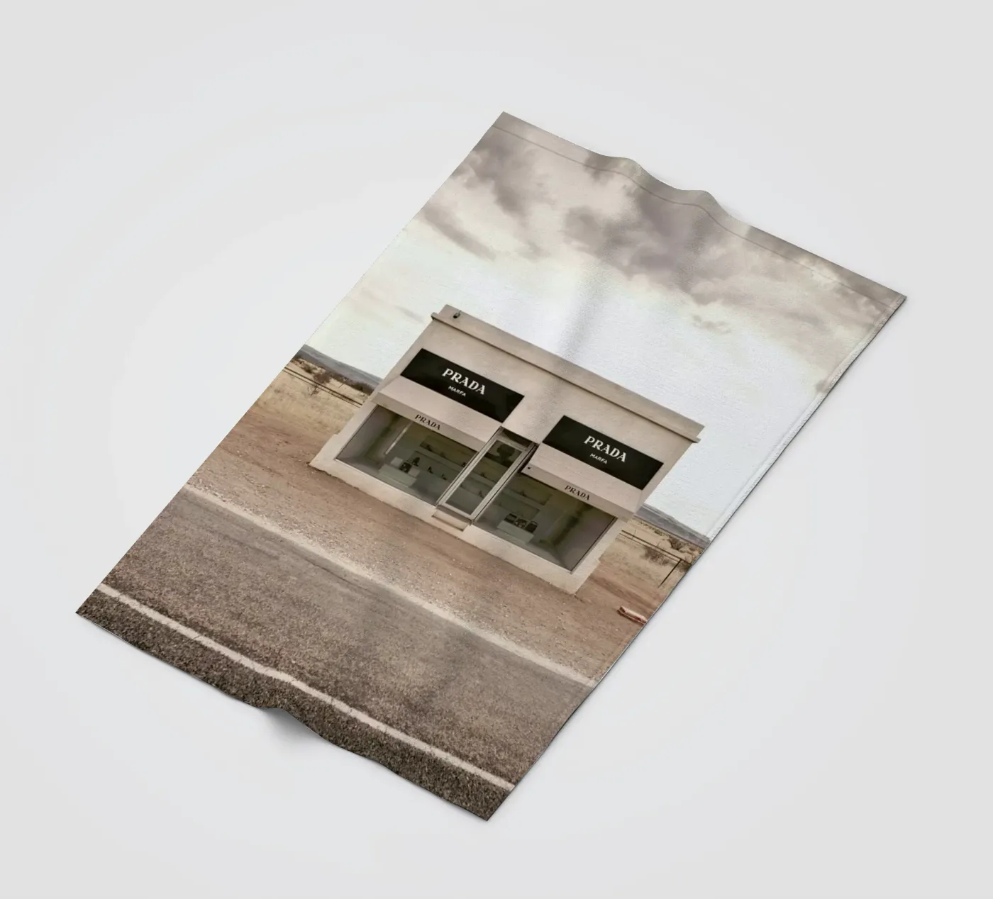 Prada Marfa fleecedeken van Marc Gruninger