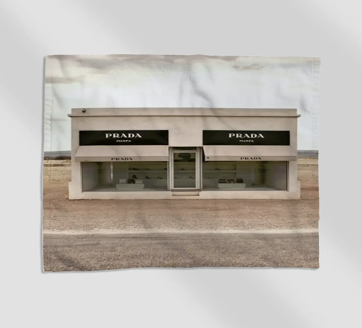 Prada Marfa telo mare da Marc Gruninger