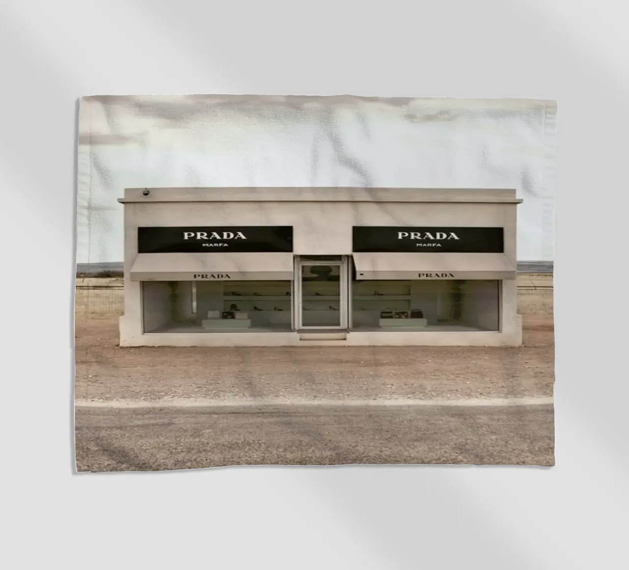 Prada Marfa telo mare da Marc Gruninger