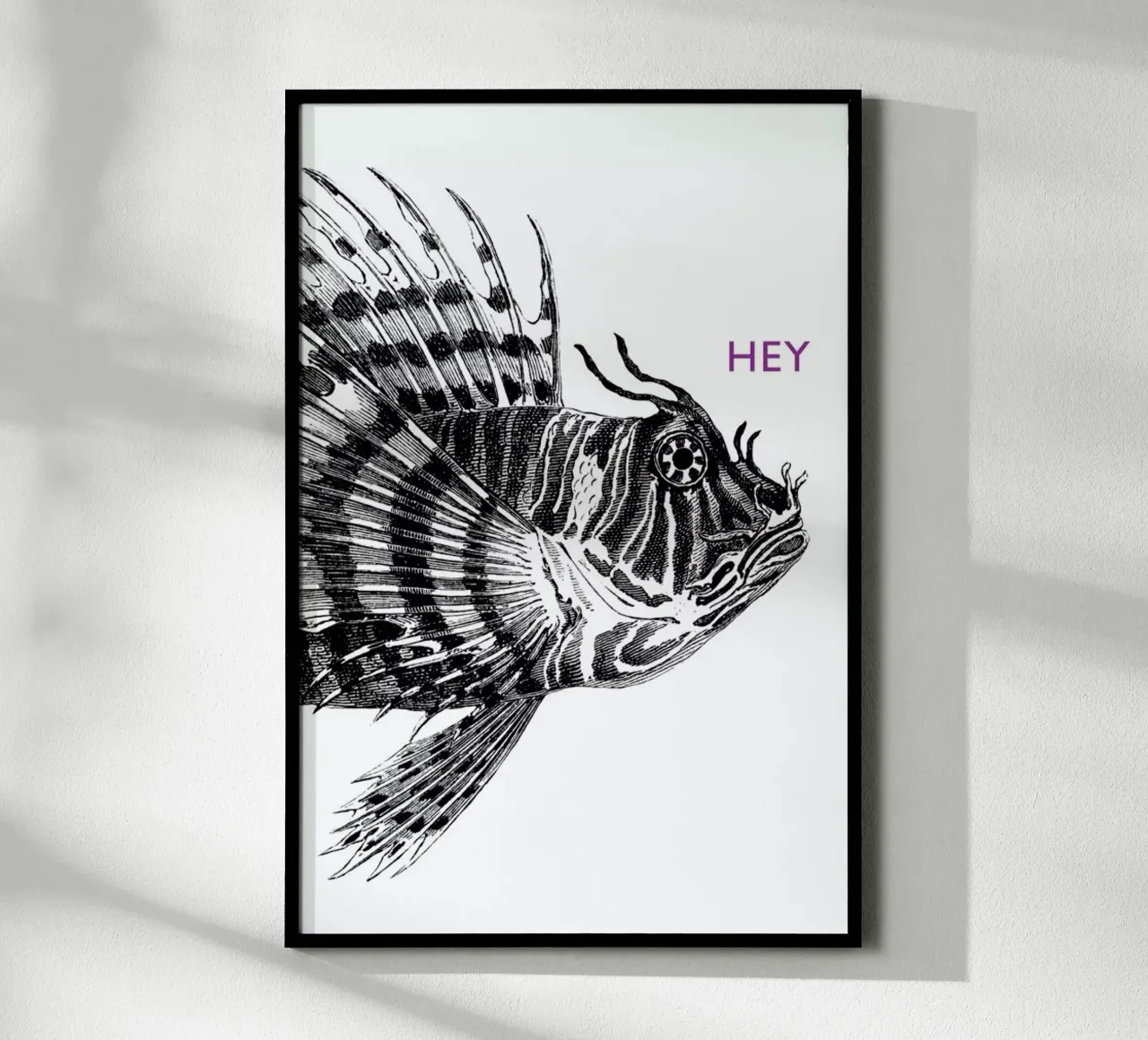 Hey Lionfish poster met houten frame van The Gently Unfurling Sneak
