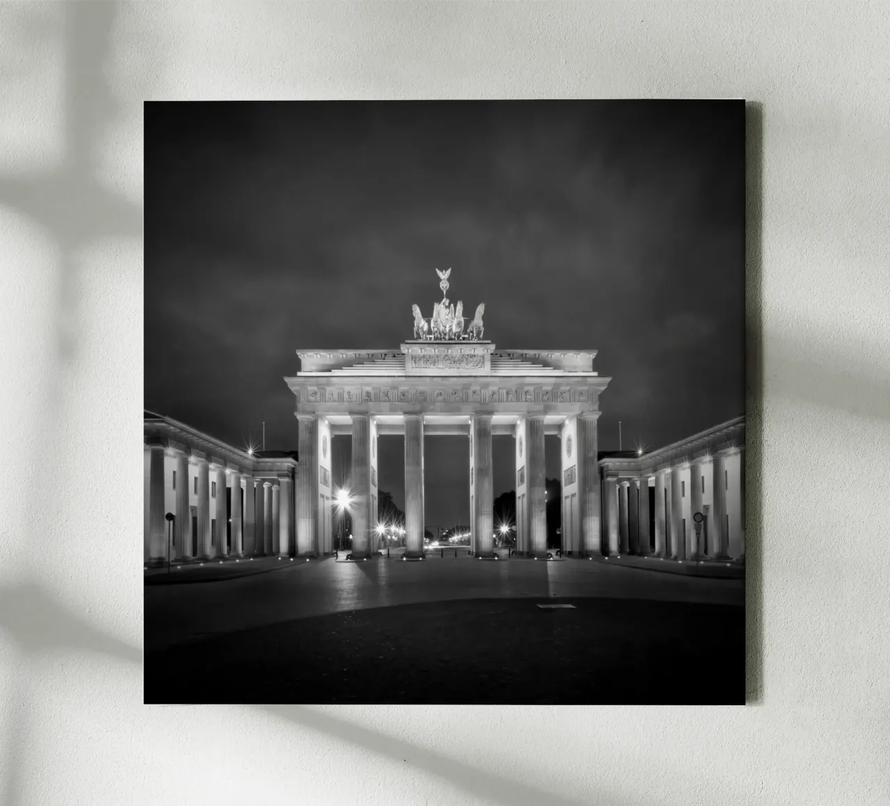 Porta di Brandeburgo a Berlino tela con Cornice a cassetta da Melanie Viola