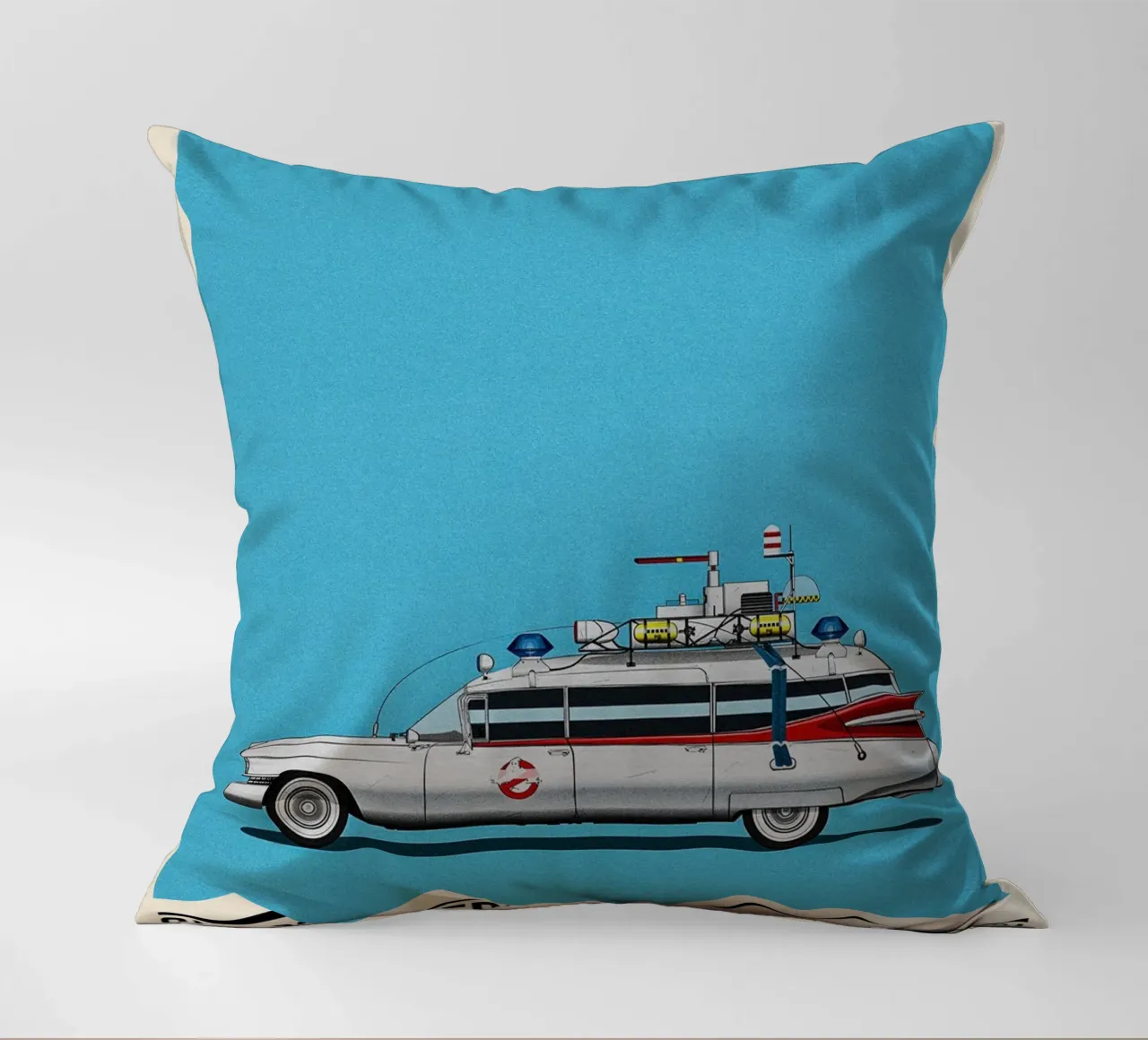 Ghost Busters car movie cuscino da TheArtstudio