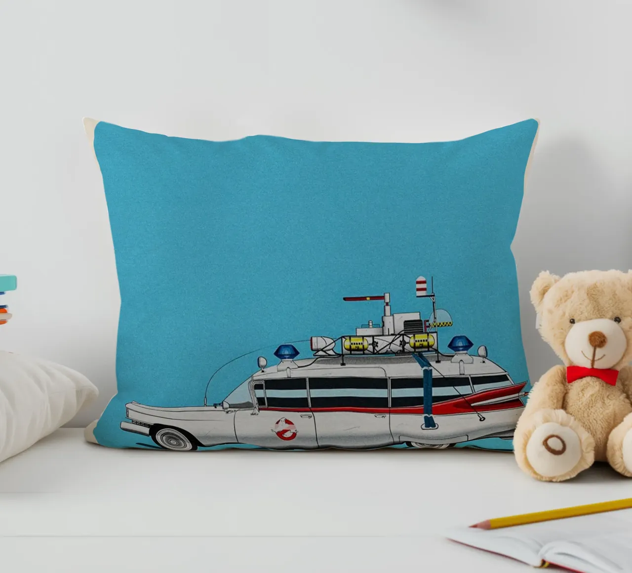Ghost Busters car movie cuscino da TheArtstudio