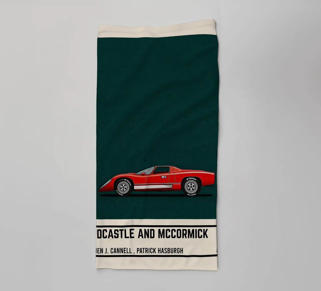 Hardcastle and McCormick car asciugamano da bagno da TheArtstudio