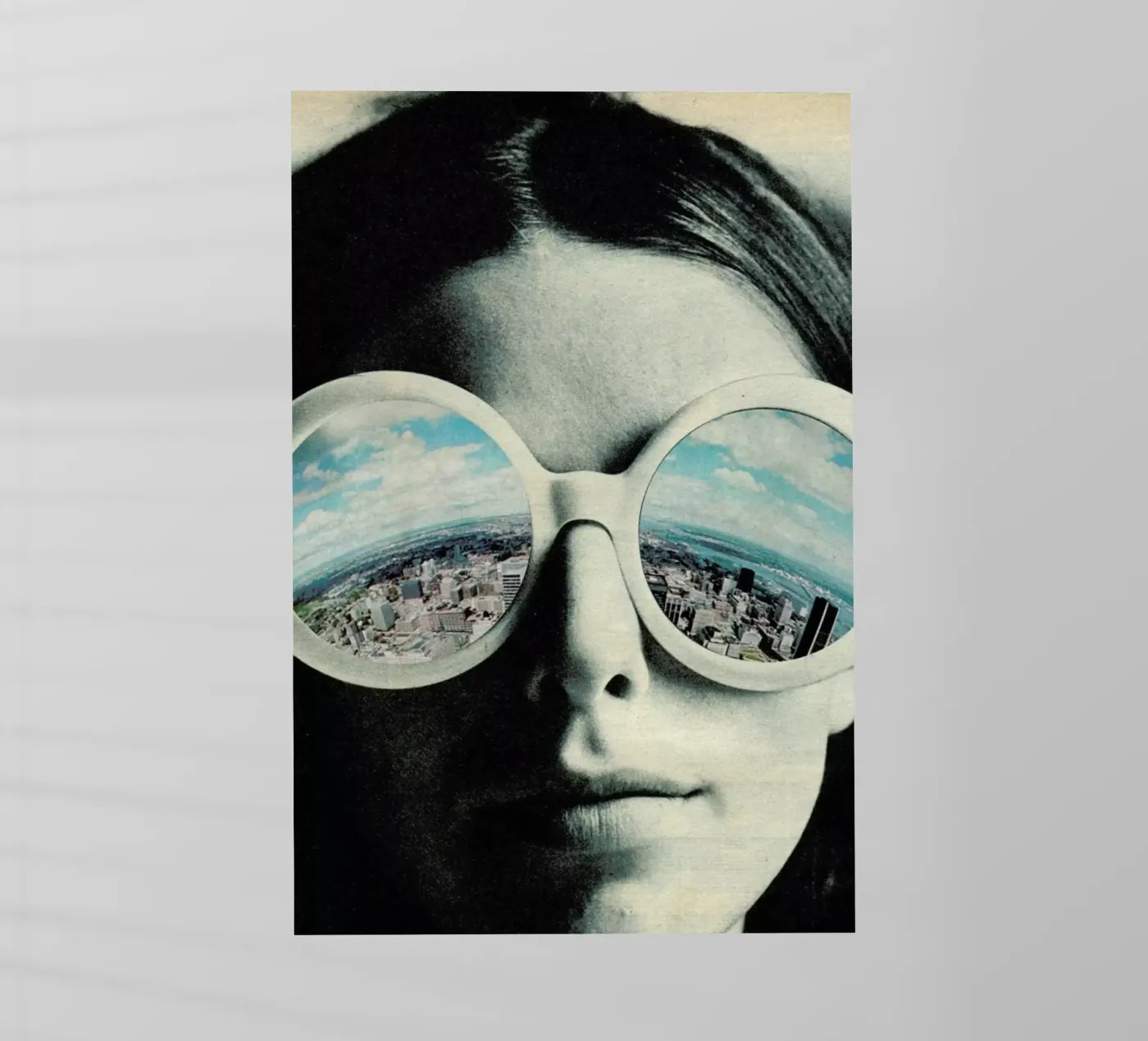 Specs backlit folie van Sammy Slabbinck