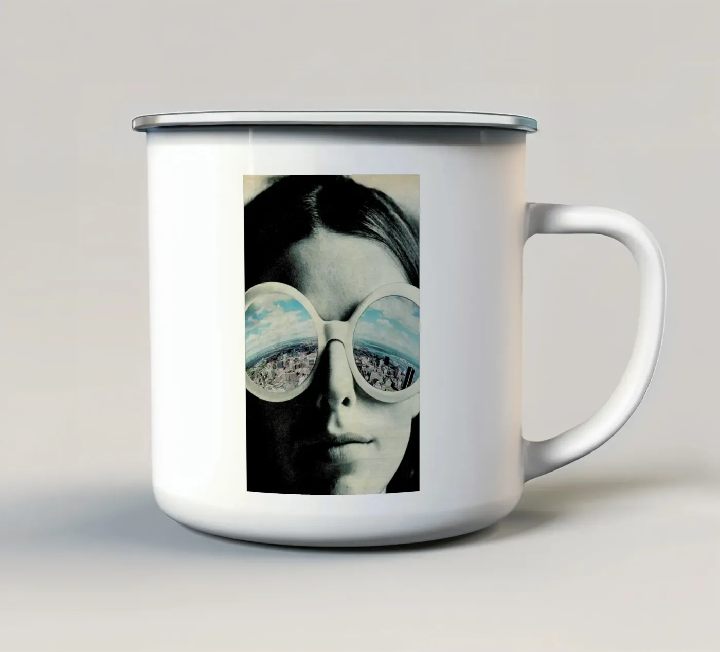 Specs enamel mug by Sammy Slabbinck
