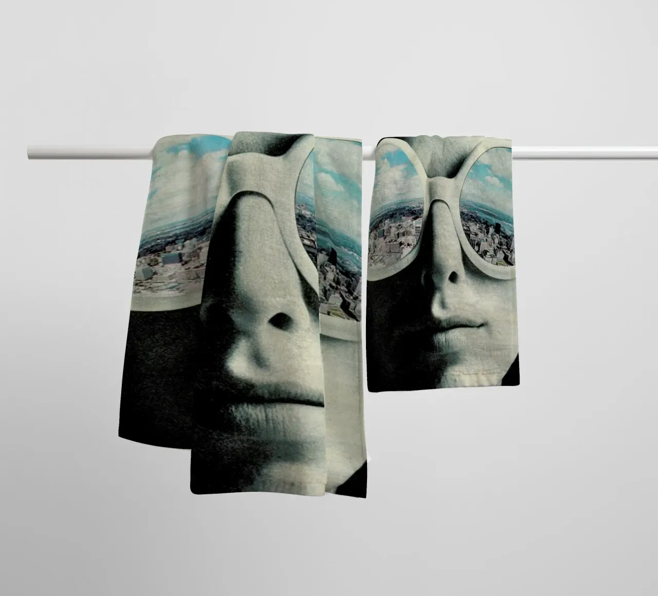 Specs towel by Sammy Slabbinck