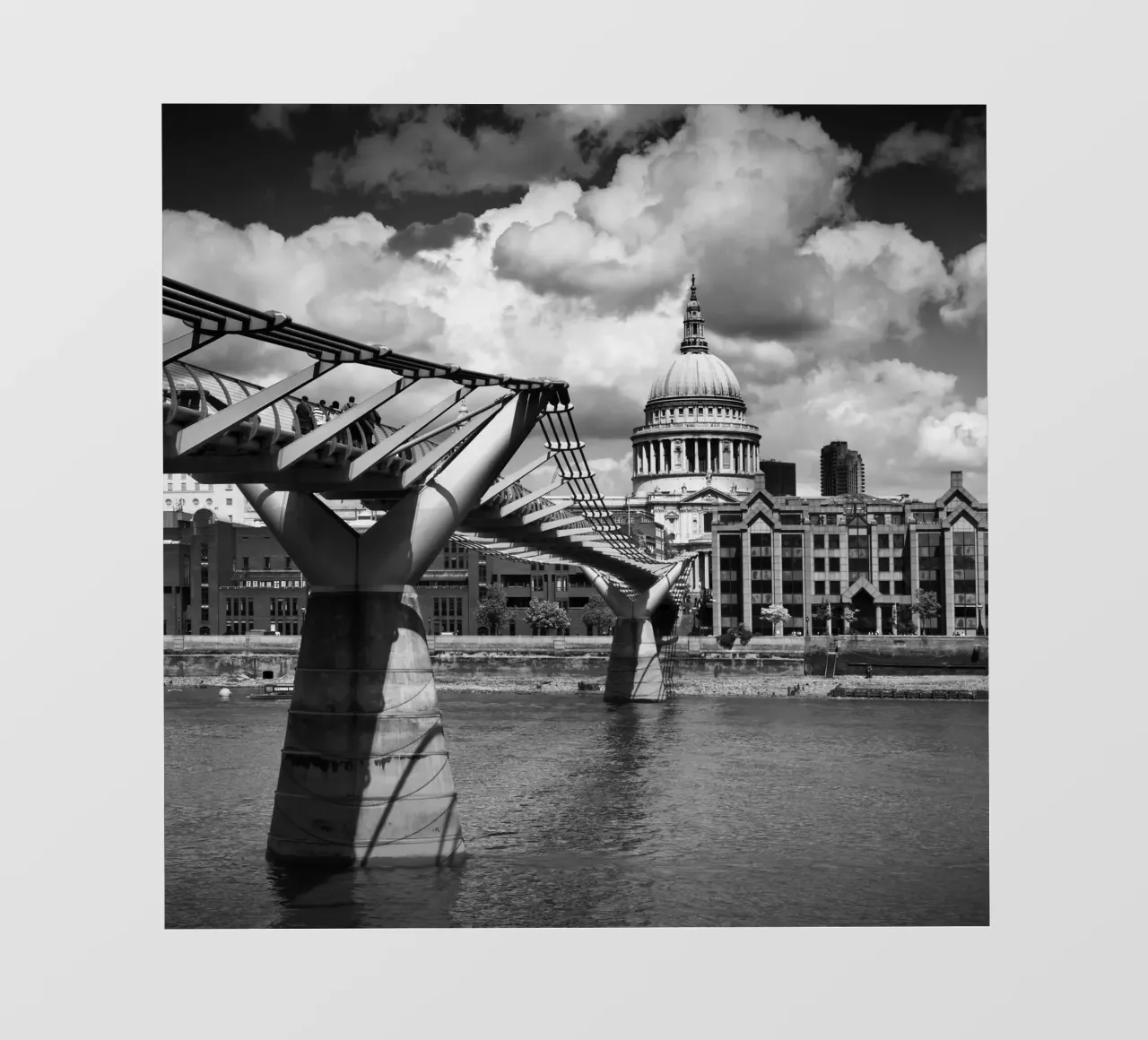 LONDRA Ponte del Millennio e Cattedrale di St Paul | Monochrom telo in pvc da Melanie Viola