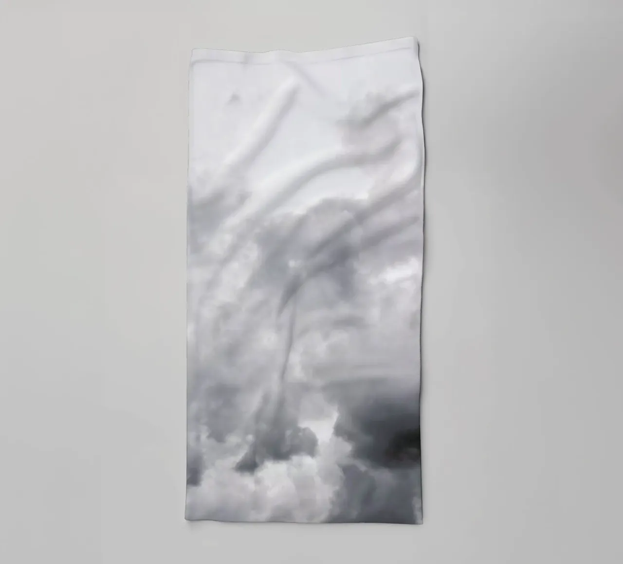 Head In The Clouds badhanddoek van Studio Nahili