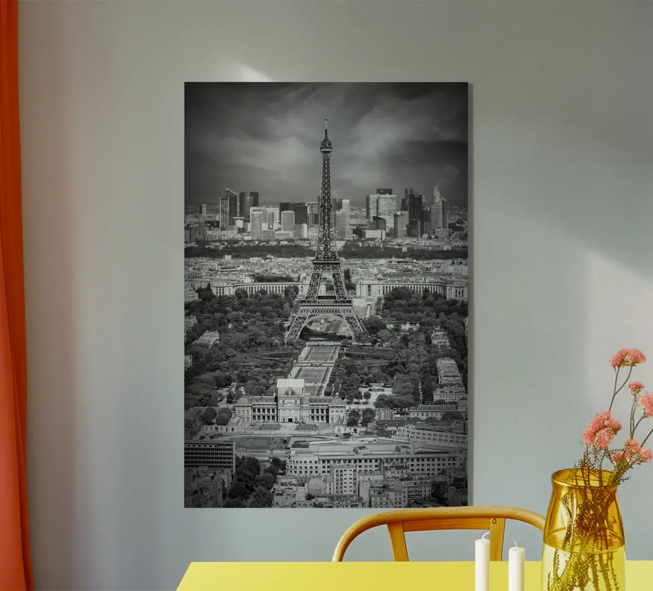 Lo skyline di Parigi in monocromia plexiglass da Melanie Viola