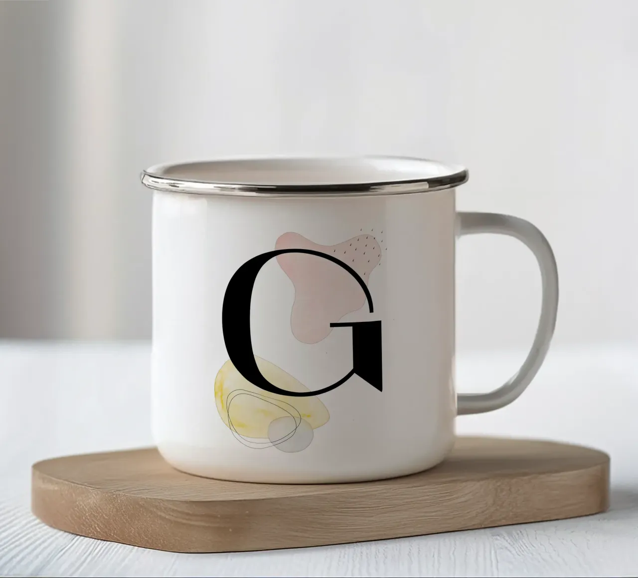 Lettera "G" - design dipinto a mano tazza in smalto da Kate Brunch Design