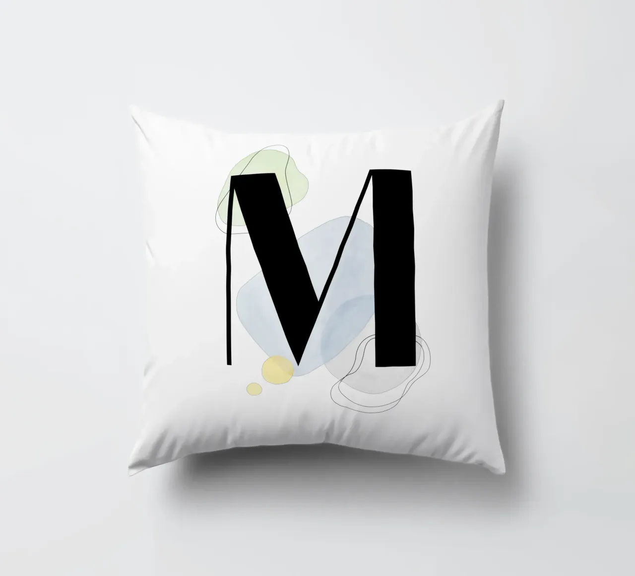 Lettera "M" - design dipinto a mano cuscino da Kate Brunch Design