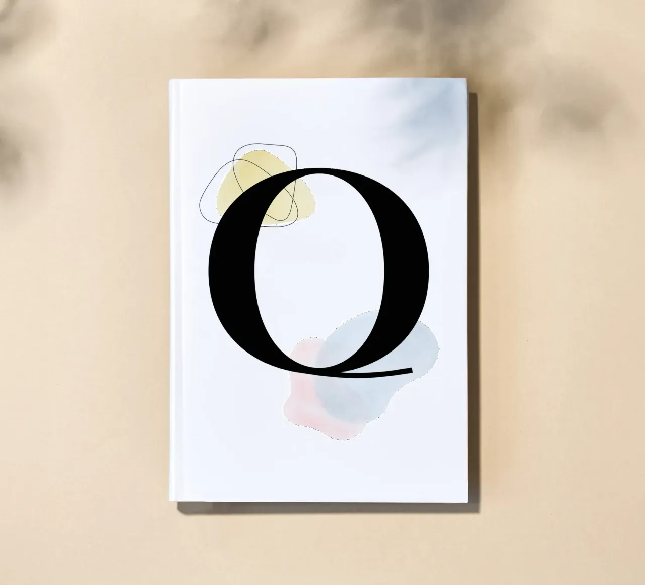 Lettre "Q" - dessin peint à la main carnet de notes de Kate Brunch Design