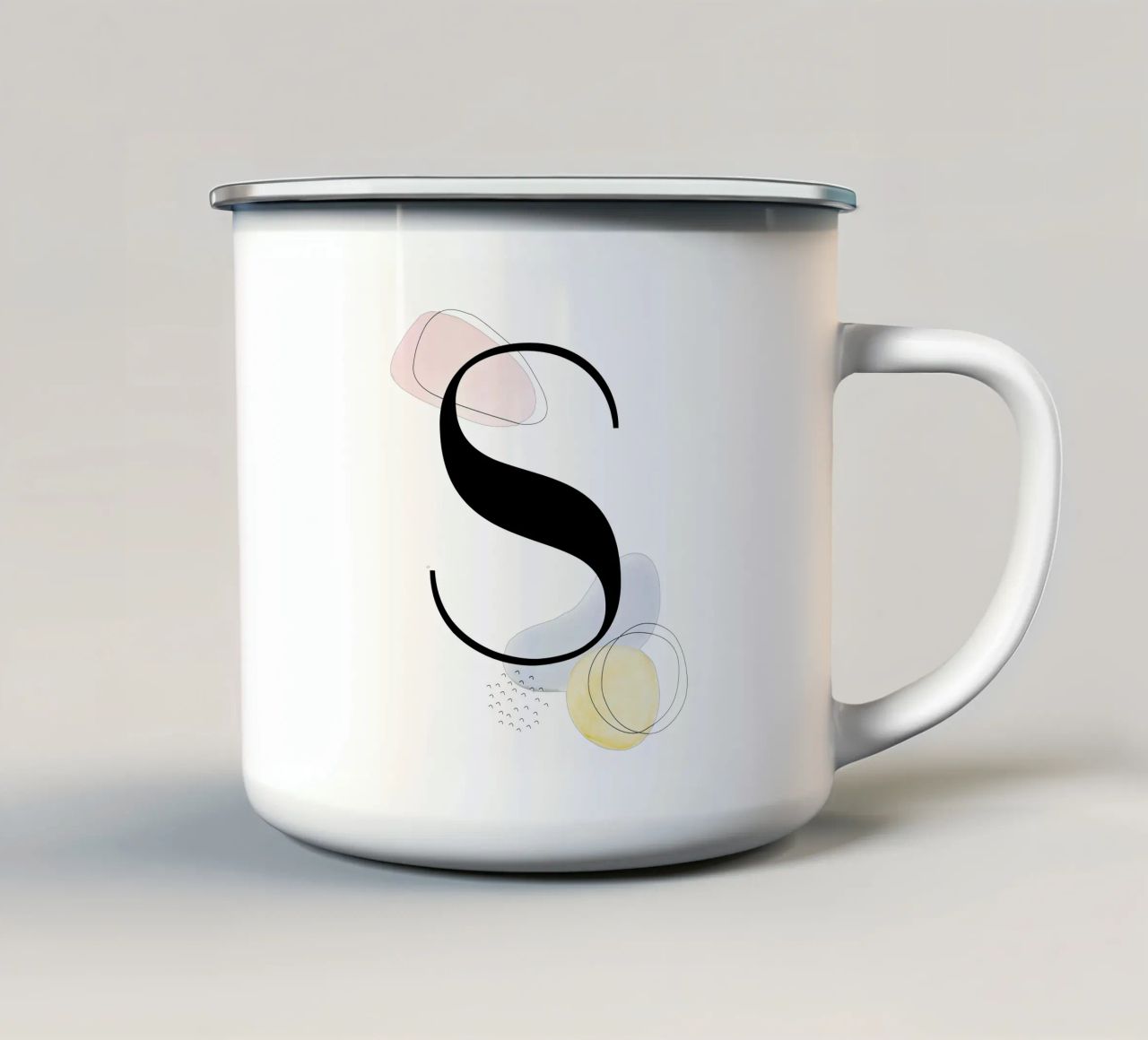 Lettera "S" - design dipinto a mano tazza in smalto da Kate Brunch Design