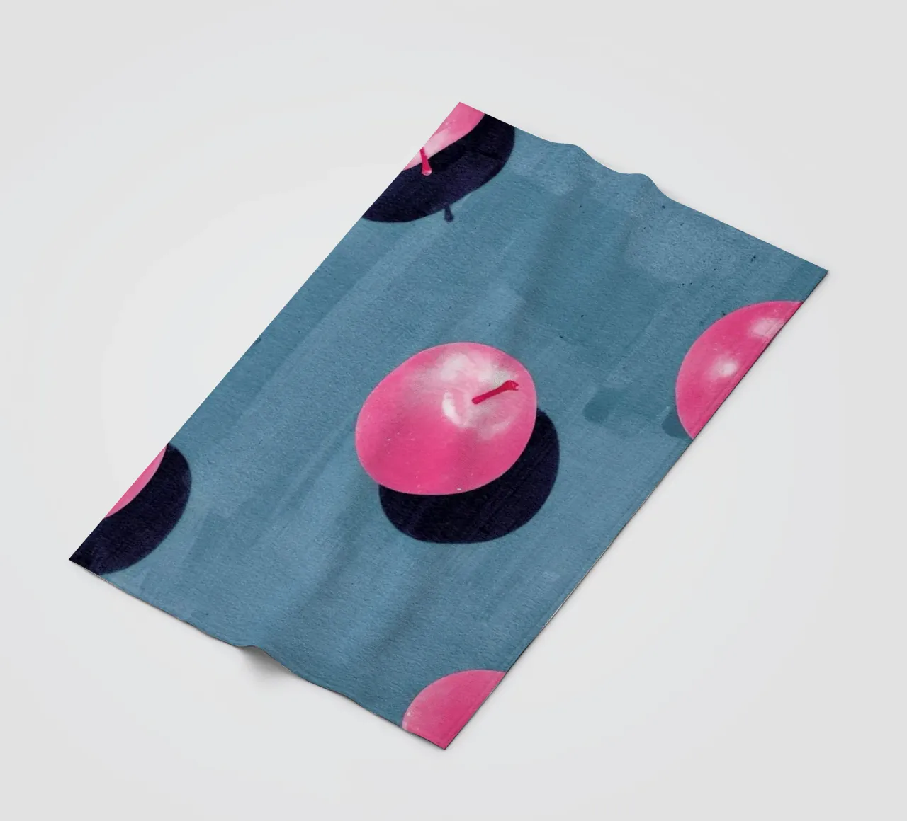 Fruit 9 Fleecedecke von STUDIO LEEMO