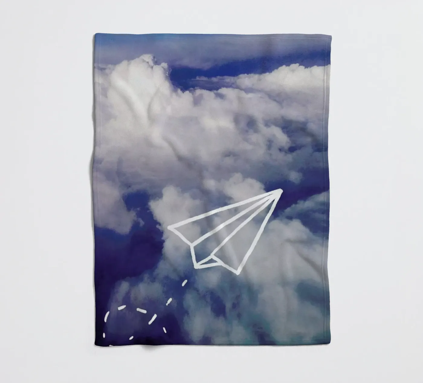 Paper Plane Fleecedecke von Leah Flores