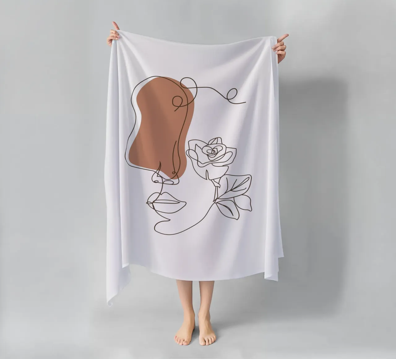 Semplice donna boho minimalista e fiori telo mare da YSV MINIMALIST