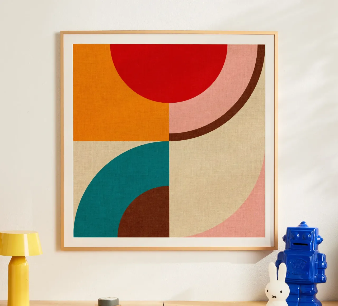 Verspielte, ausgewogene Mid Mod Regenbogenbögen - Warm Autumnal Poster von Dominique Vari Abstract