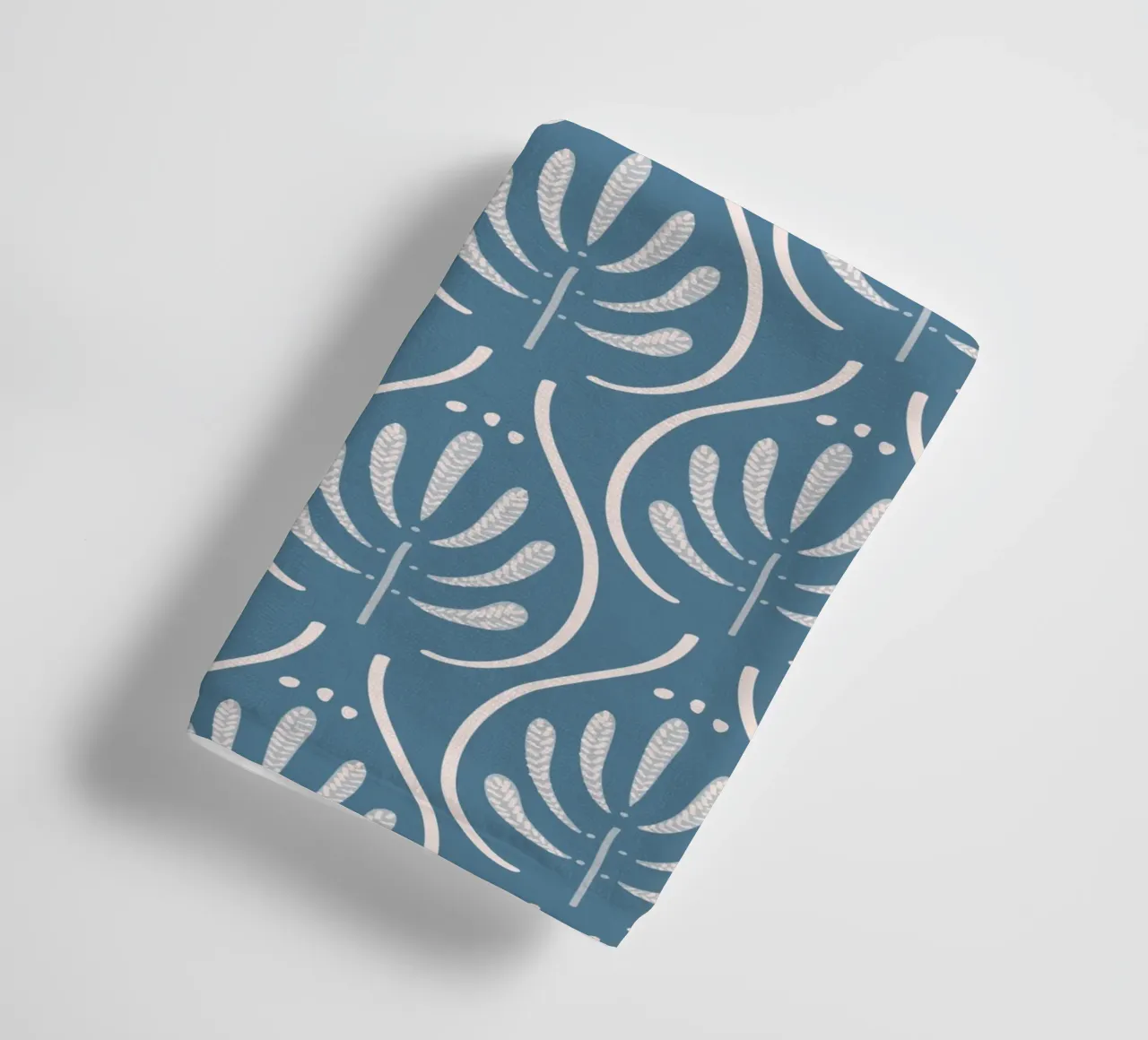 Boho Blue Pattern badhanddoek van anisillustration