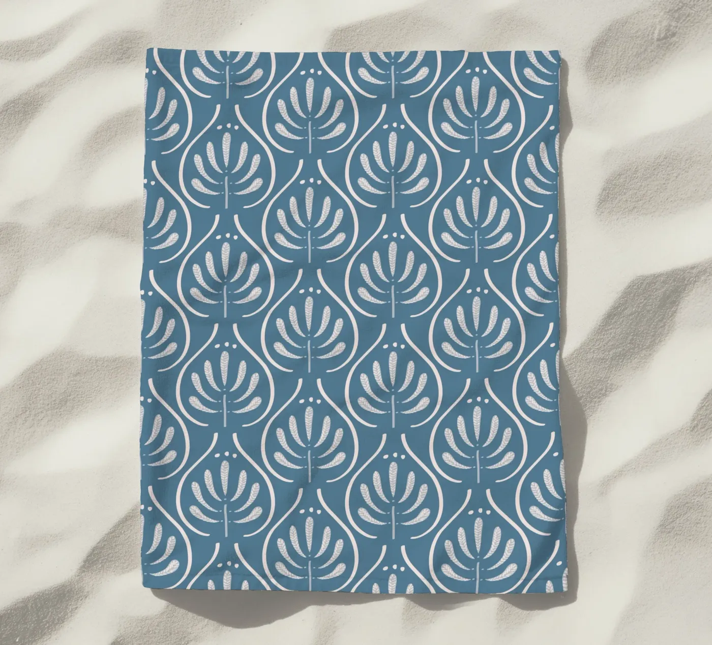 Boho Blue Pattern telo mare da anisillustration