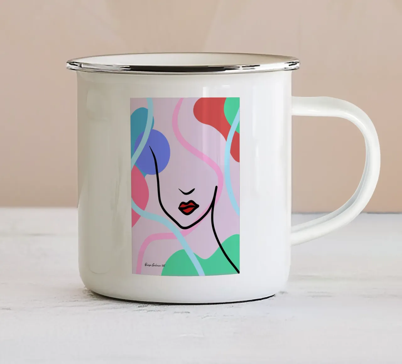 Whispered Hues tazza in smalto da Mike Leymi