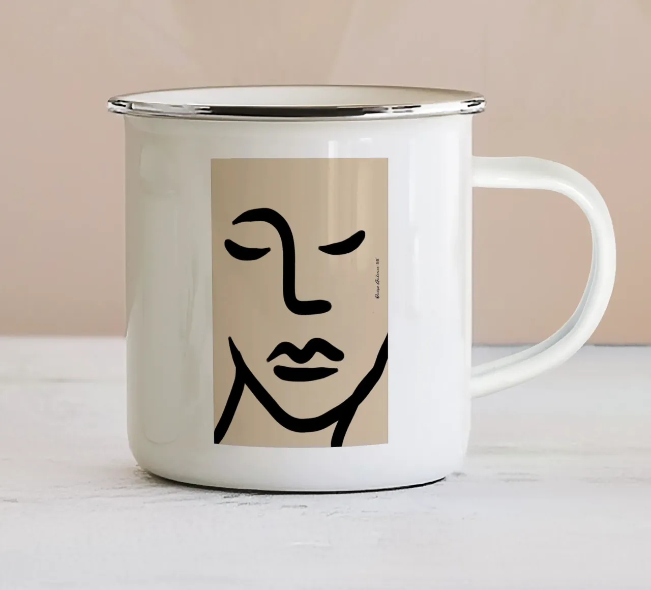 Gentle Flow tazza in smalto da Mike Leymi