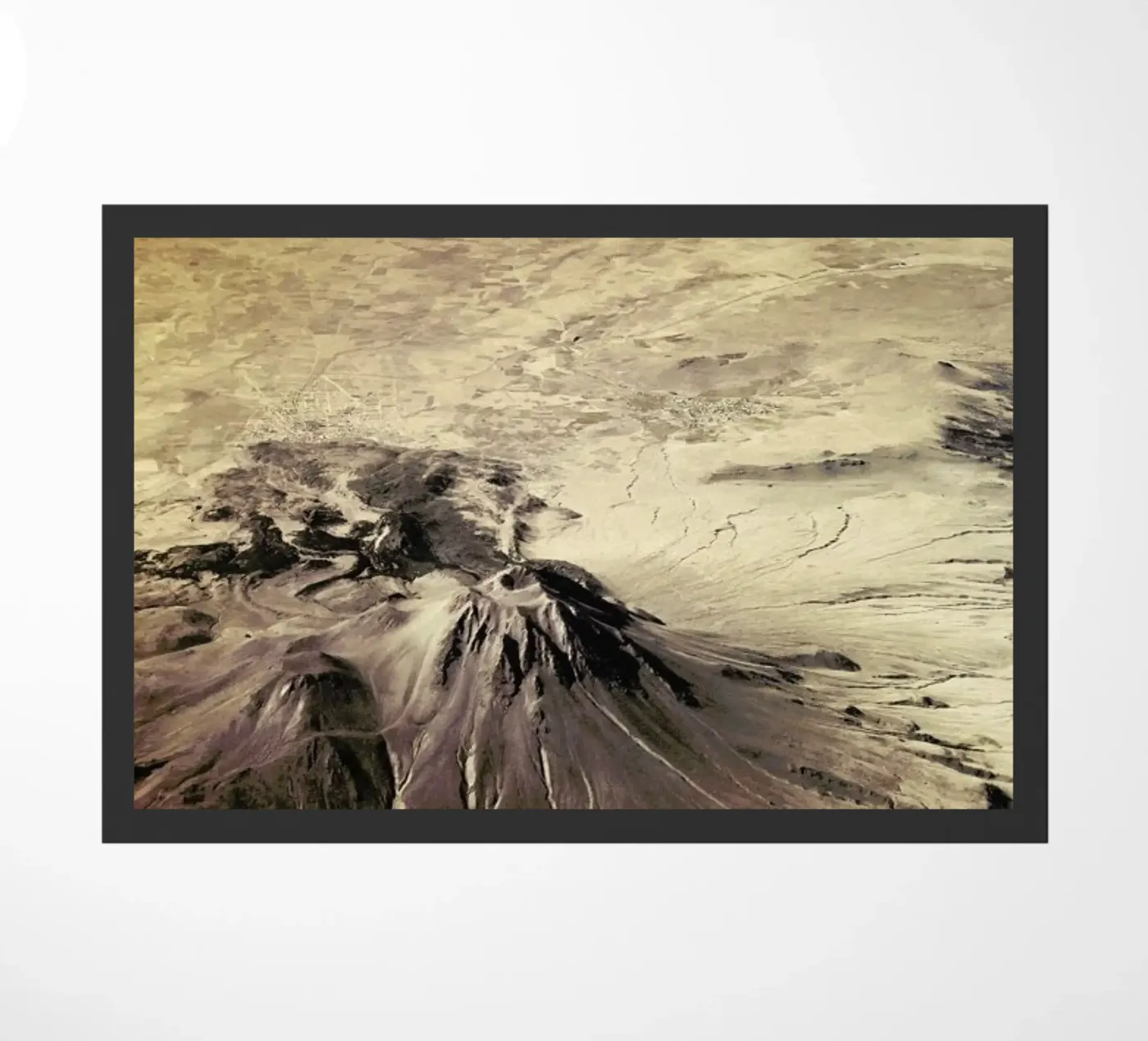 The Mountain Fußmatte von Pale Grain