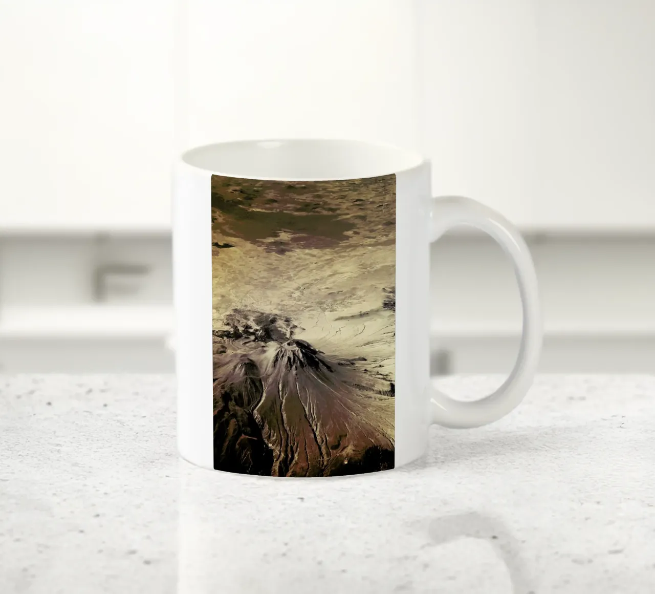 The Mountain tazza in ceramica da Pale Grain