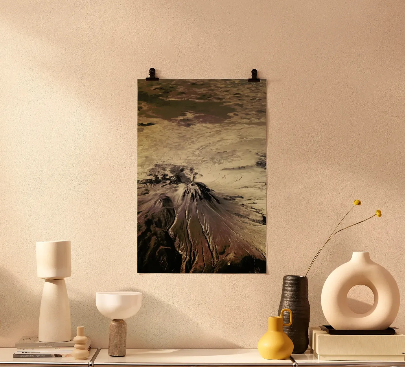 The Mountain poster de Pale Grain