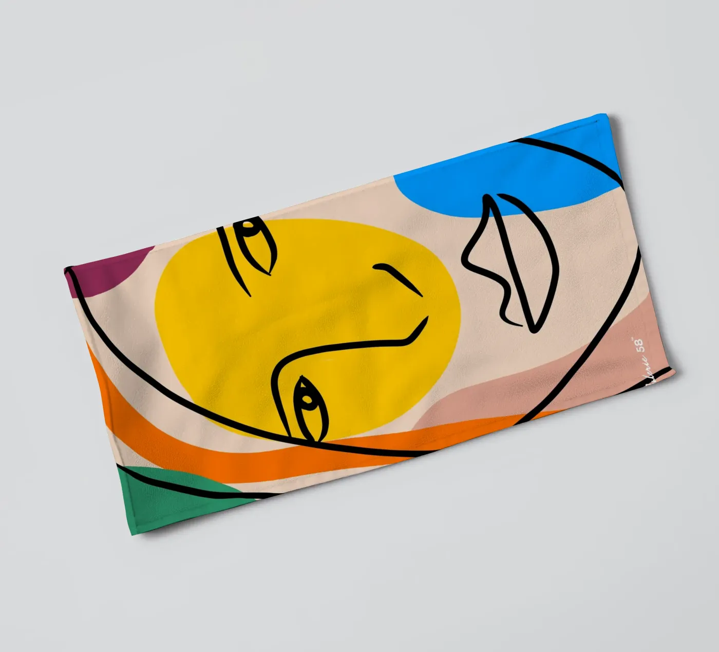 Subtle Glow badhanddoek van Mike Leymi