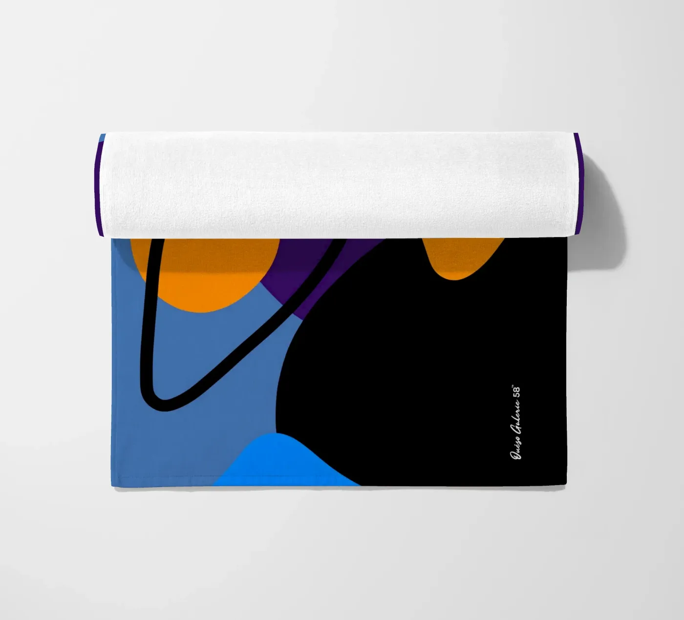 Soft Rain Strandtuch von Mike Leymi