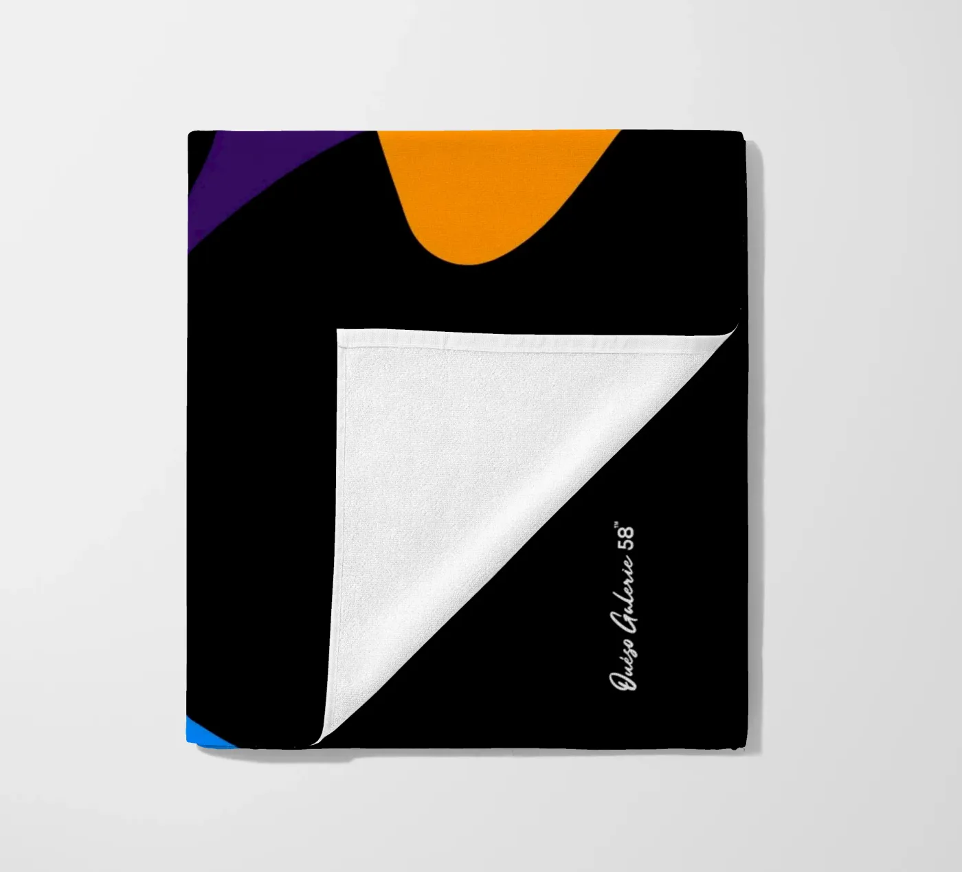 Soft Rain Strandtuch von Mike Leymi