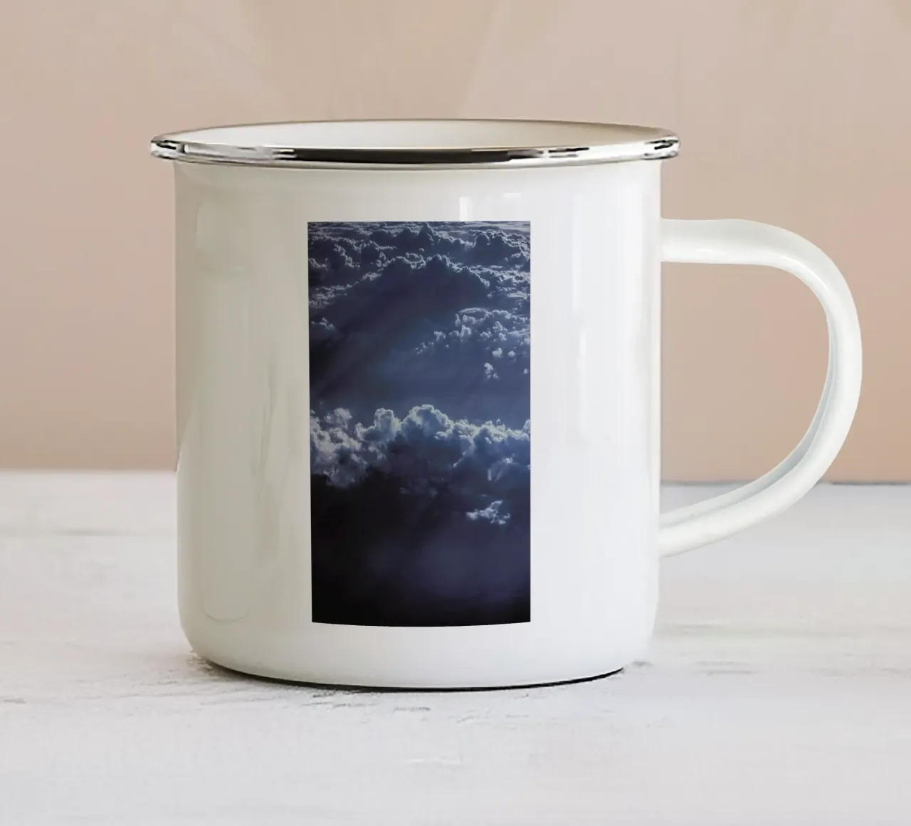 The Ray tazza in smalto da Pale Grain