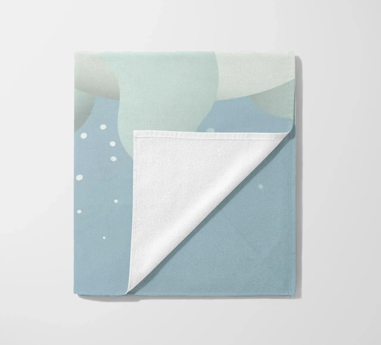 Design d'un ours polaire nageant dans des tons bleus doux serviette de plage de namosh